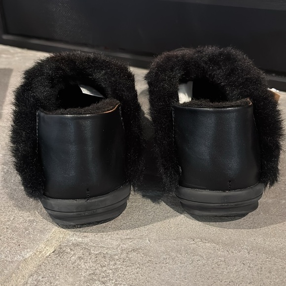 BEARPAW Elaine Wool blend lined sheepskin  footbed quilted,rubber sole slippers - Picture 5 of 10